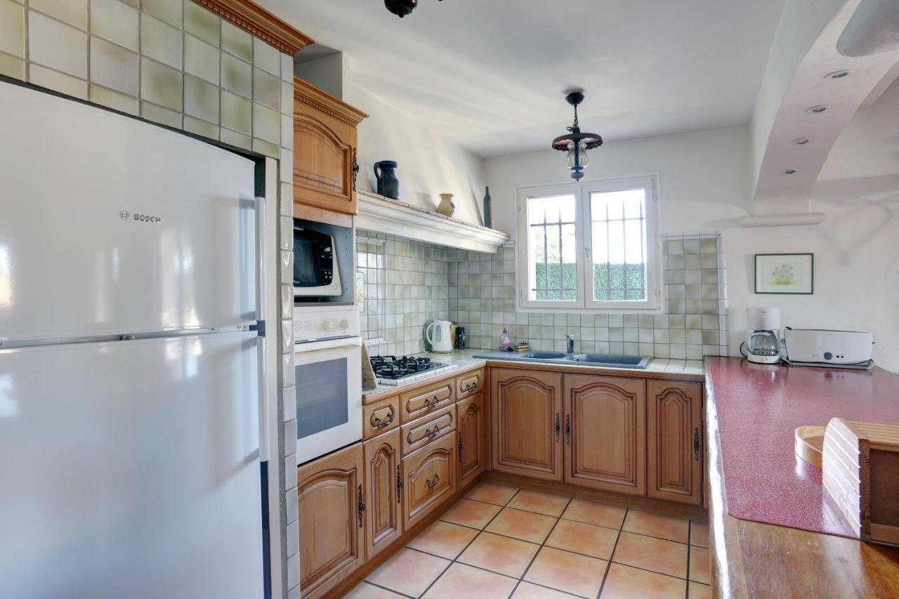 villa de charme, 8 pers, climatisée, piscine chauffée, calme garanti Roquebrune-sur Argens Extérieur photo