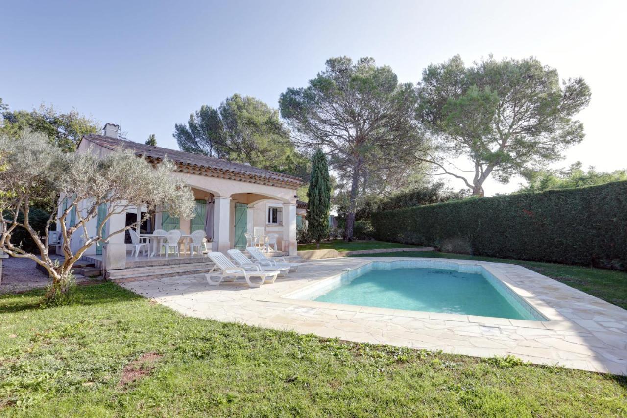 villa de charme, 8 pers, climatisée, piscine chauffée, calme garanti Roquebrune-sur Argens Extérieur photo