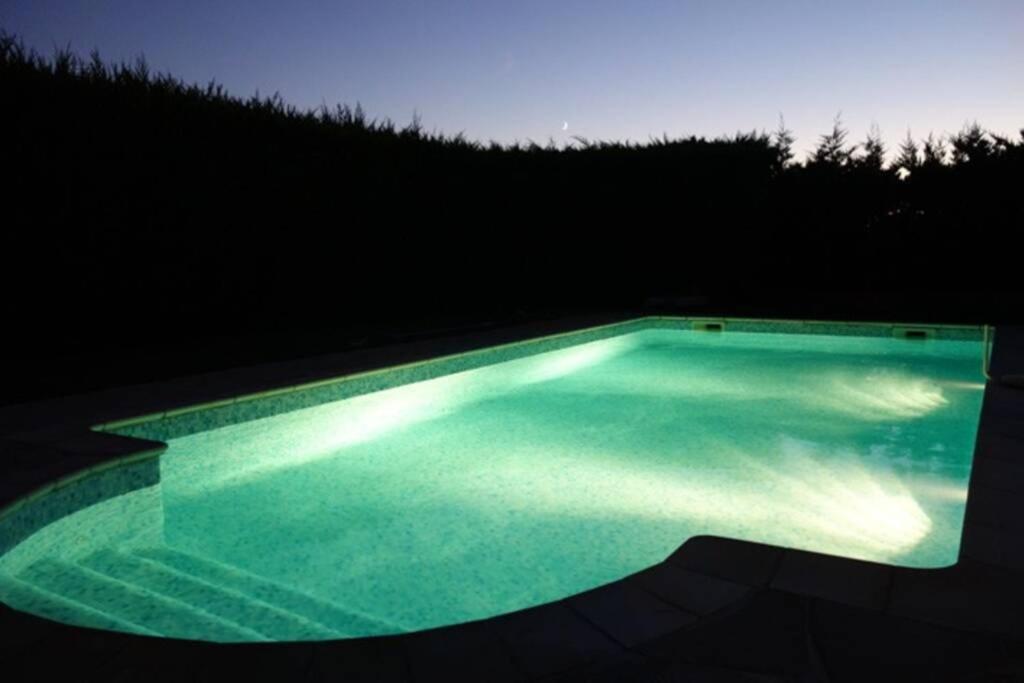 villa de charme, 8 pers, climatisée, piscine chauffée, calme garanti Roquebrune-sur Argens Extérieur photo