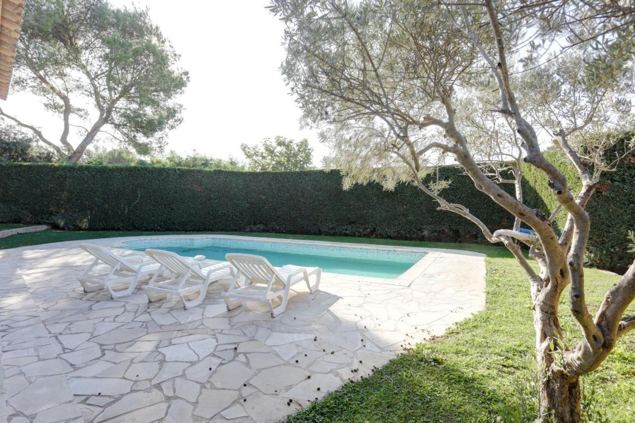 villa de charme, 8 pers, climatisée, piscine chauffée, calme garanti Roquebrune-sur Argens Extérieur photo